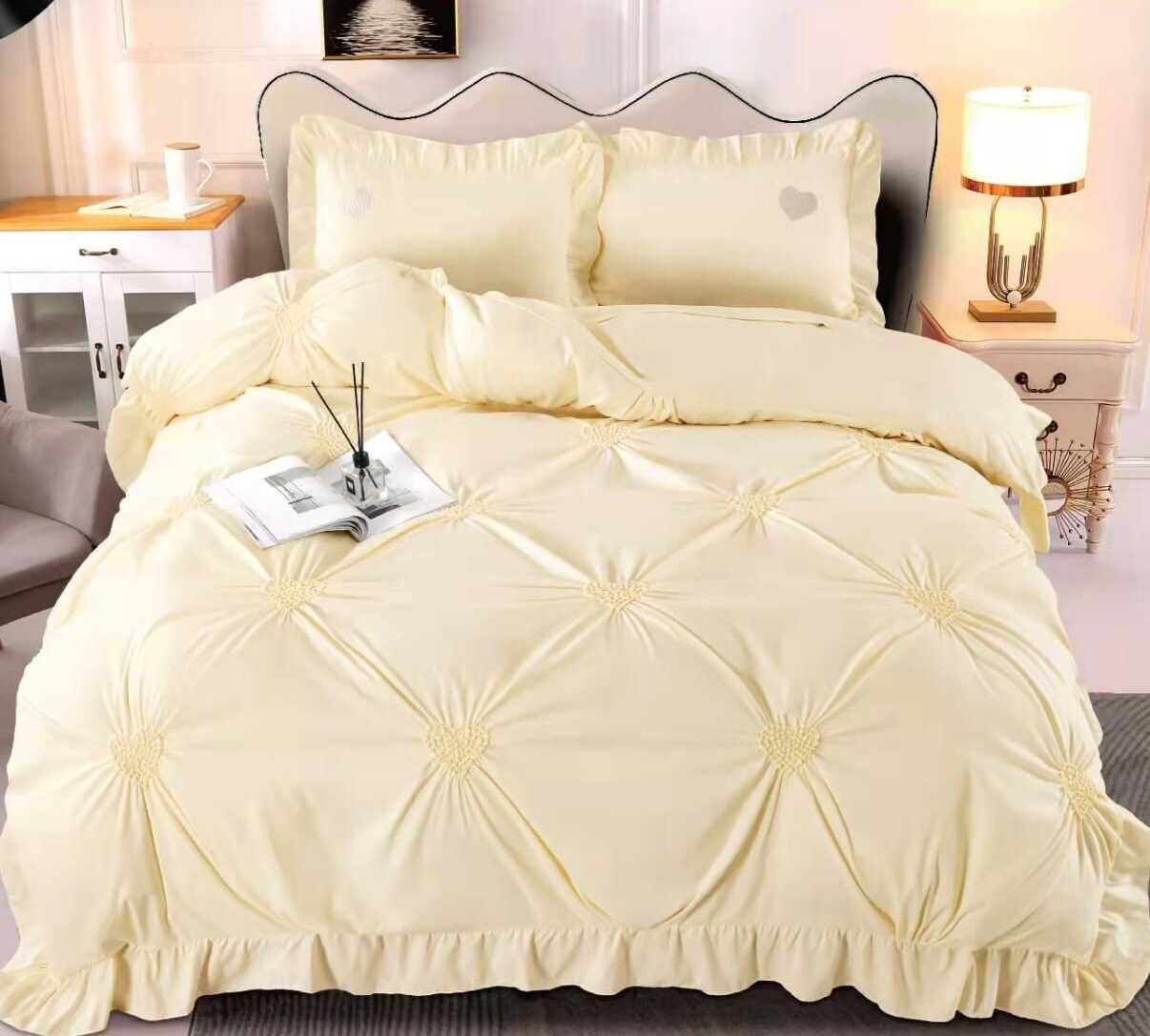 Lenjerie de pat bumbac cu inimi brodate – 4 piese, Model 9857 Lenjerie de pat bumbac cu inimi brodate – 4 piese, Model 9857
