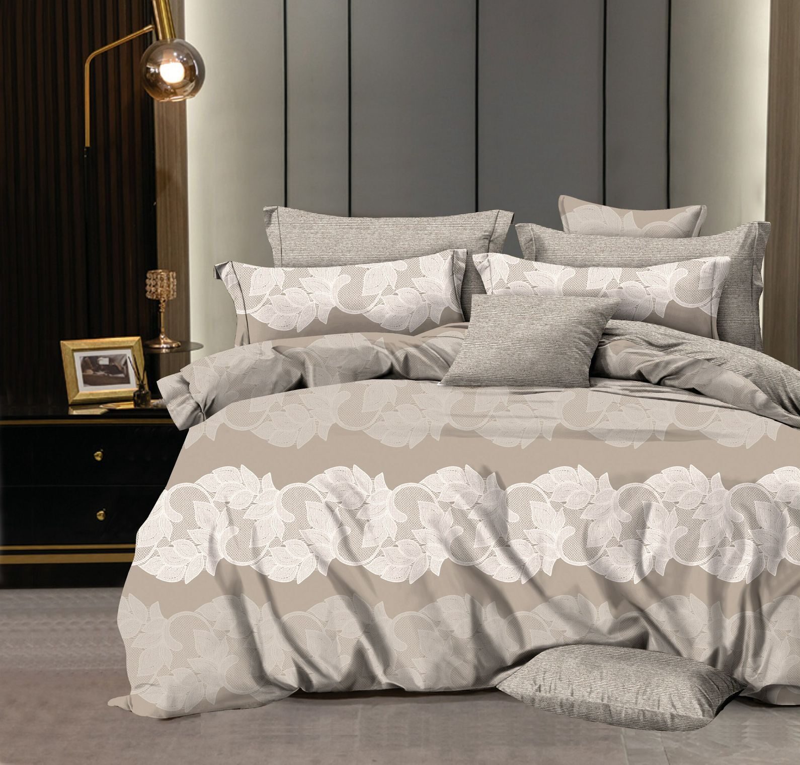 Lenjerie de pat bumbac finet Exclusive – 6 piese, Model 15180 - imagine 2 Lenjerie de pat bumbac finet Exclusive – 6 piese, Model 15180 - imagine 2