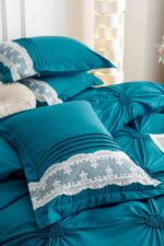 Lenjerie de pat finet cu inimi brodate – 6 piese, Model 5704 - imagine 2