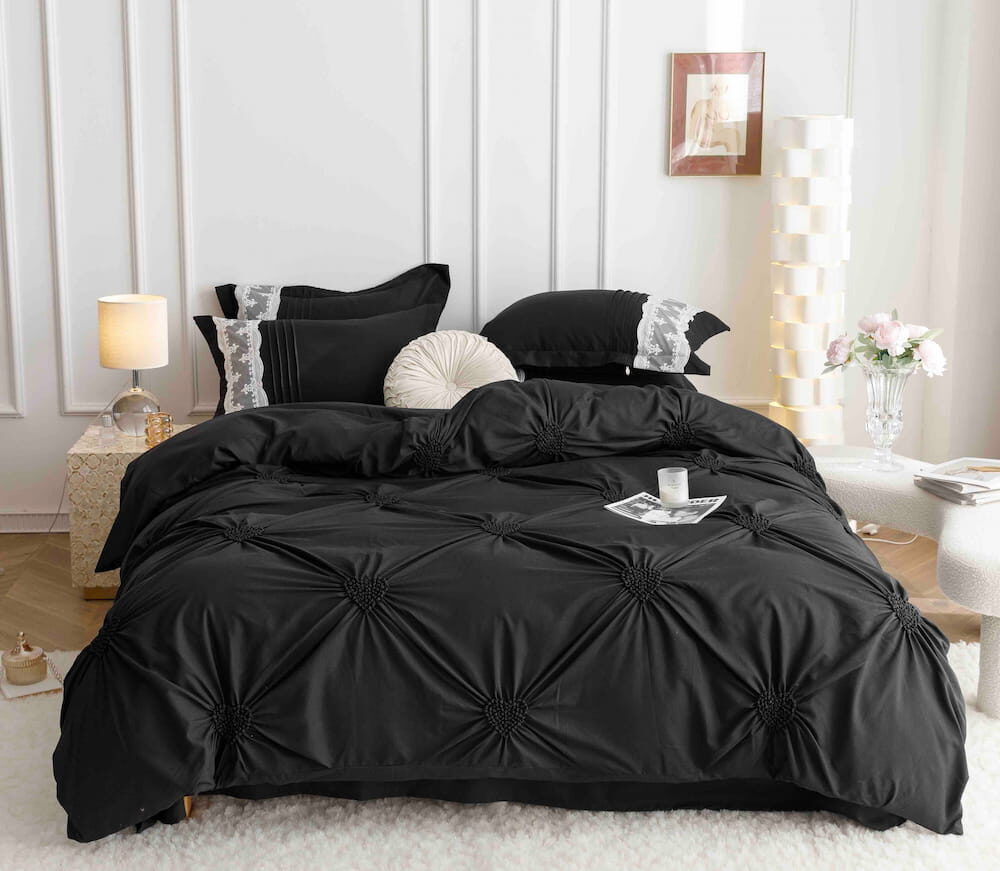 Lenjerie de pat finet cu inimi brodate – 6 piese, Model 5717 - imagine 6 Lenjerie de pat finet cu inimi brodate – 6 piese, Model 5717 - imagine 6