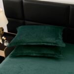 Lenjerie din blanita artificiala de iepure – 6 piese, Model 10985 - imagine 2