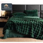 Lenjerie din blanita artificiala de iepure – 6 piese, Model 10985 - imagine 9